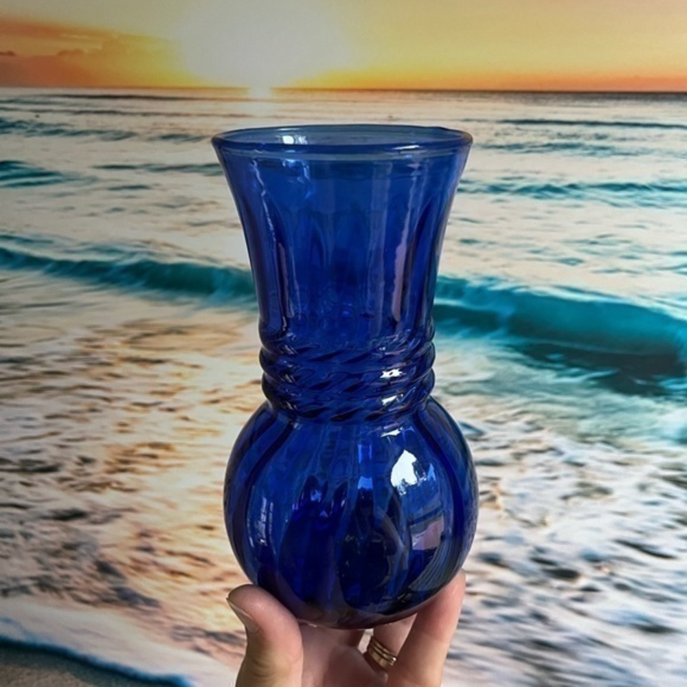 Vintage Cobalt Blue Anchor Hocking Ribbed Vase